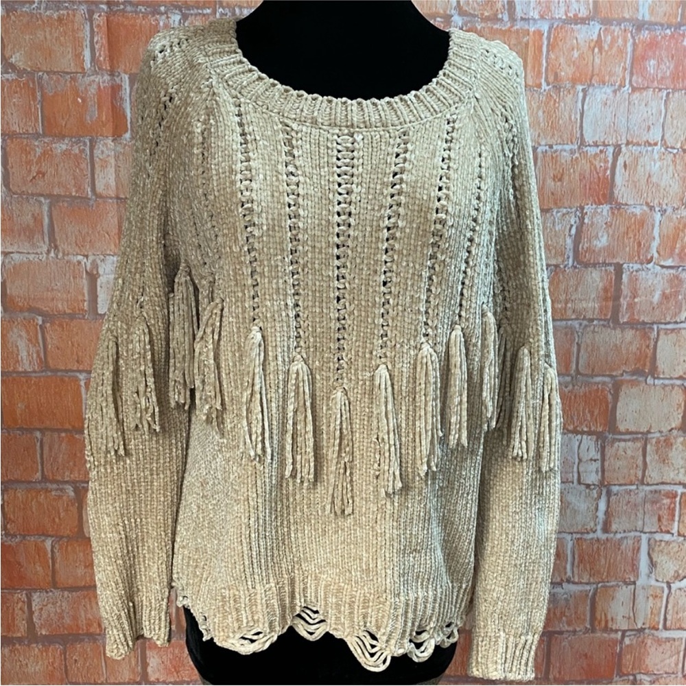 Romeo + Juliet Couture‎ Fringed Chenille Sweater